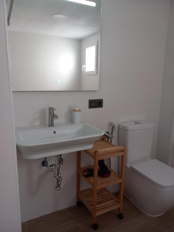 Apartamentos De La Haya & Suite Con Jacuzzi, Junto Al Teatro Romano Мерида Екстериор снимка